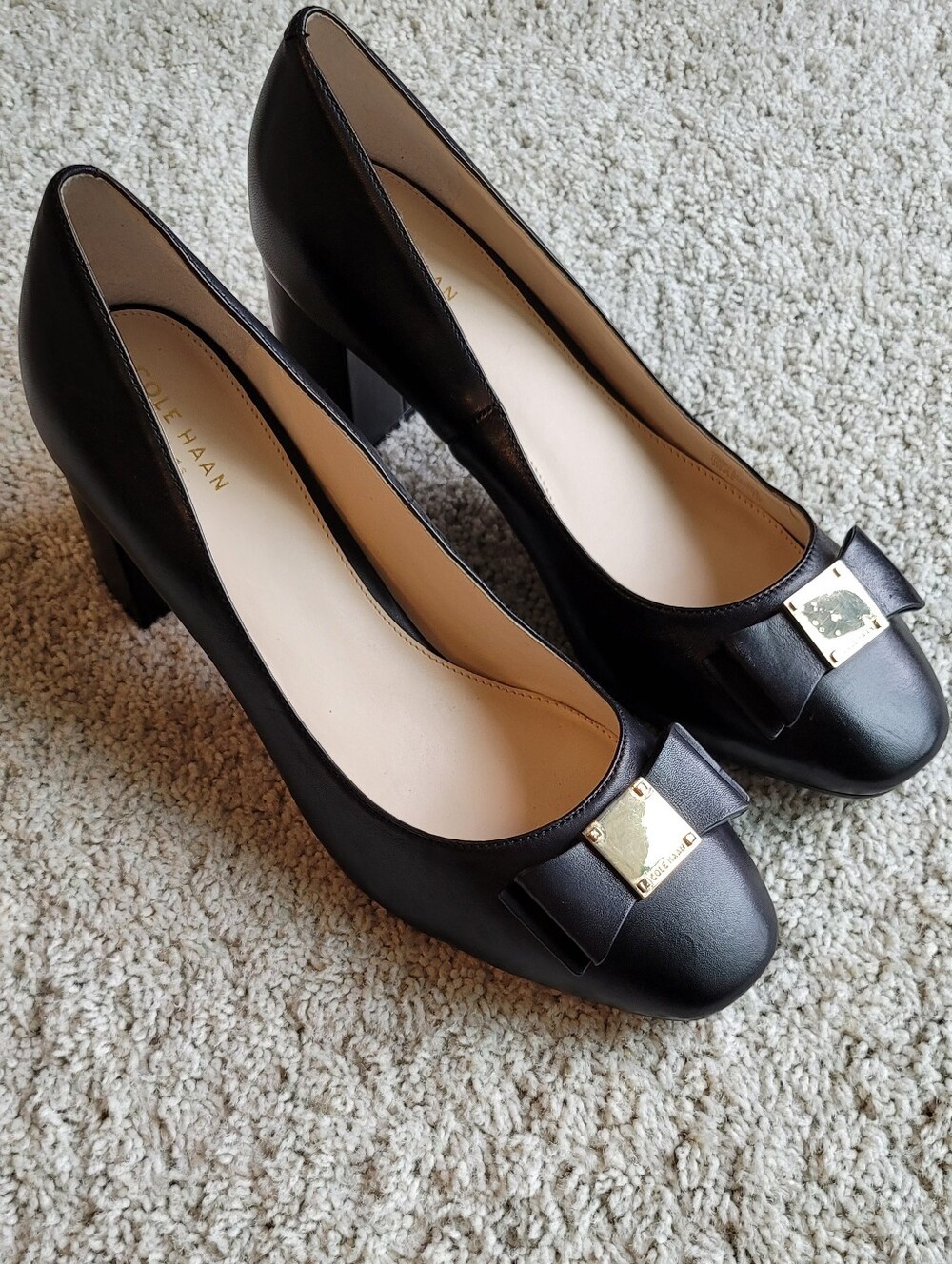 Black Leather Cole Haan Block Heel Shoes Great Condition Great Work Style 9 1/2